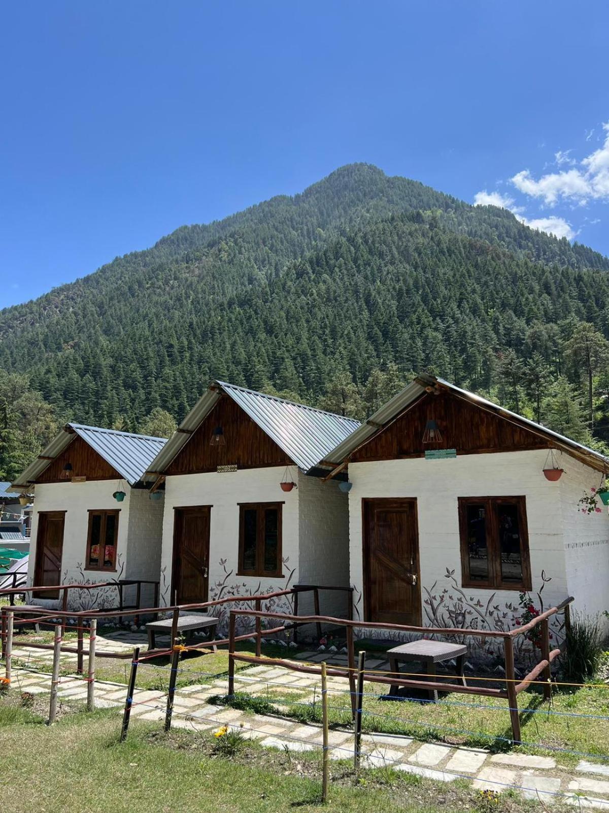 Himtrek Stays, Kasol Dış mekan fotoğraf